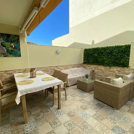 Apartment Luxury Townhouse Oasis Fanabe
