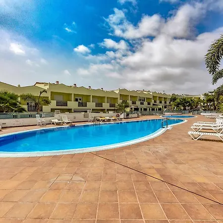 Luxury Townhouse Oasis Fanabe Apartment *