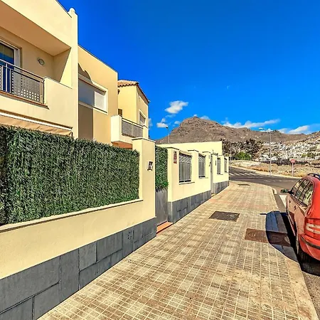 Apartment Luxury Townhouse Oasis Fanabe *