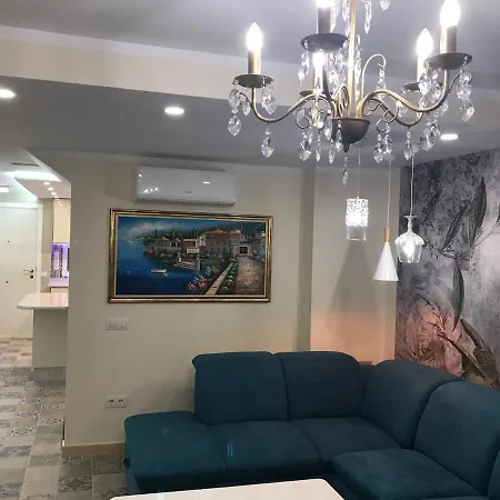 Apartment Luxury Townhouse Oasis Fanabe