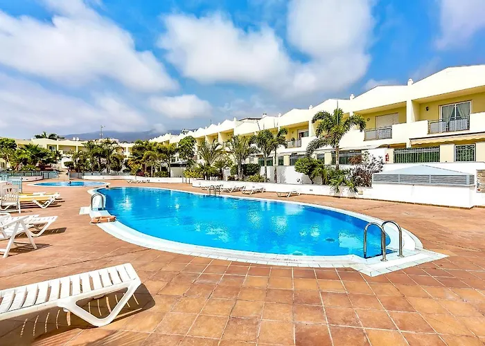 Luxury Townhouse Oasis Fanabe Daire