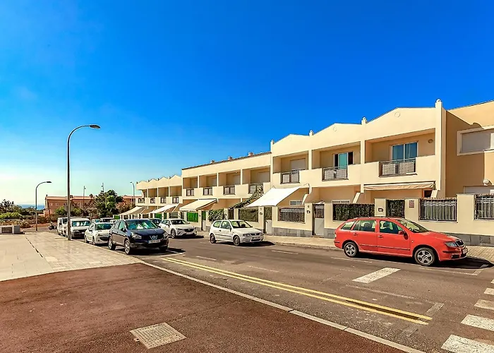 Luxury Townhouse Oasis Fanabe Daire *