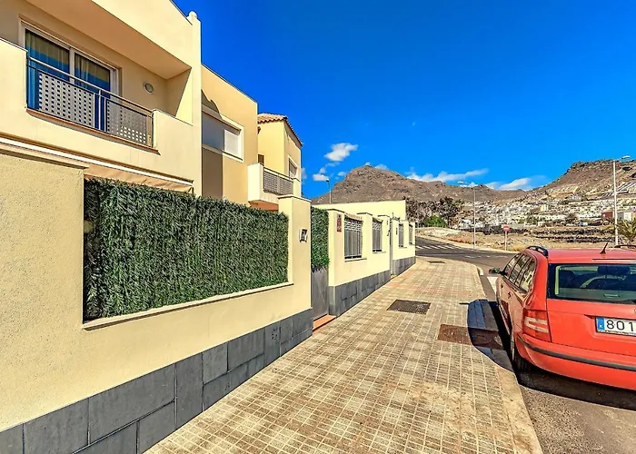 Lägenhet Luxury Townhouse Oasis Fanabe *