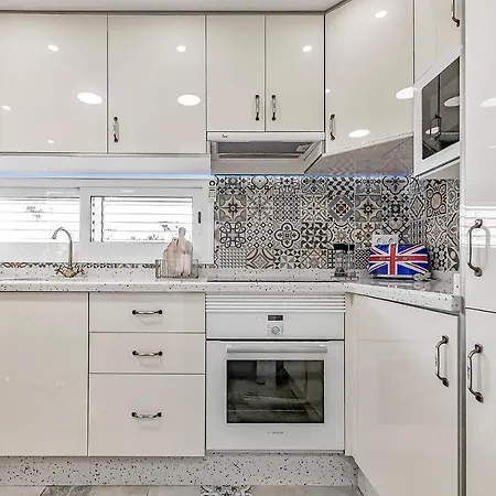 Apartman Luxury Townhouse Oasis Fanabe